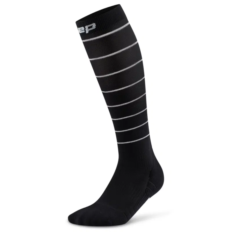 CEP PRO RUN REFLECTIVE TALL COMPRESSION SOCKS Компрессионные гольфы Черный