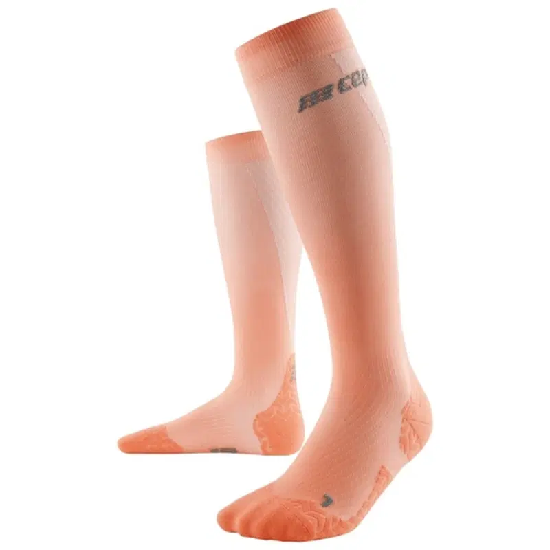 CEP ULTRALIGHT TALL COMPRESSION SOCKS (W) Компрессионные гольфы ультратонкие женские Коралловый