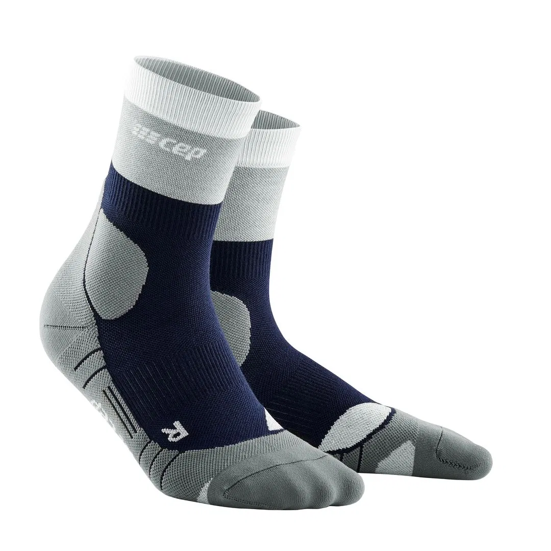 CEP HIKING LIGHT MERINO MID CUT COMPRESSION SOCKS Компрессионные тонкие высокие носки с шерстью мериноса Темно-синий/Серый