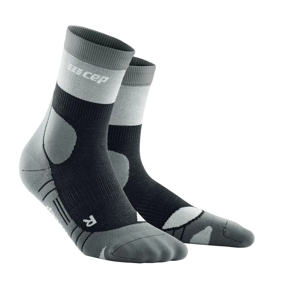CEP HIKING LIGHT MERINO MID CUT COMPRESSION SOCKS (W) Компрессионные тонкие высокие носки с шерстью мериноса женские Серый/Черный