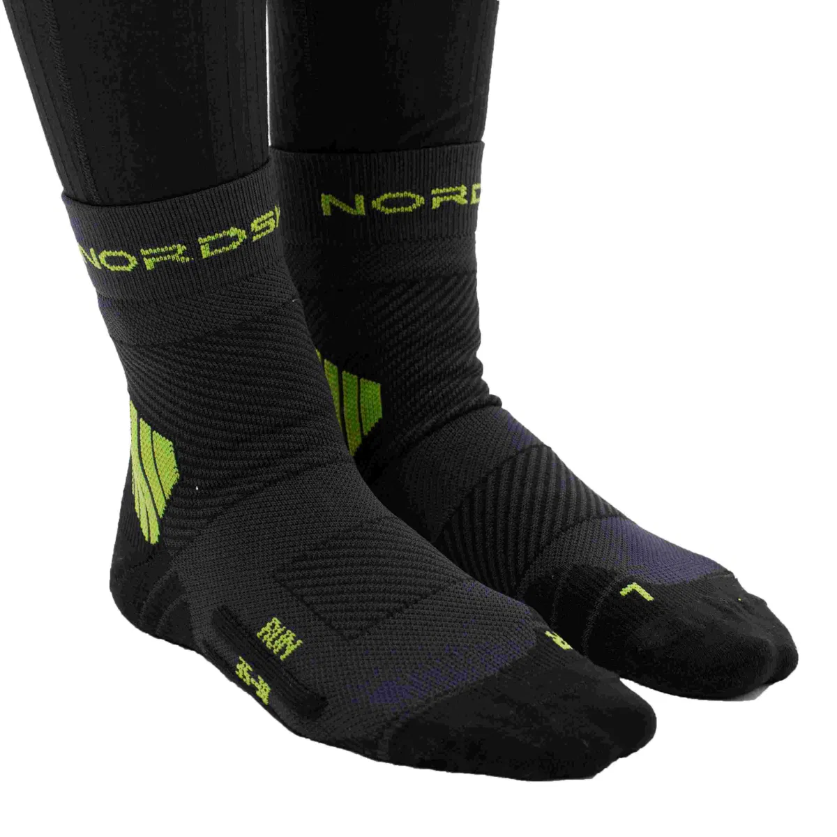 Nordski RUN ALL YEAR BLACK/LIME Носки высокие Черный/Зеленый