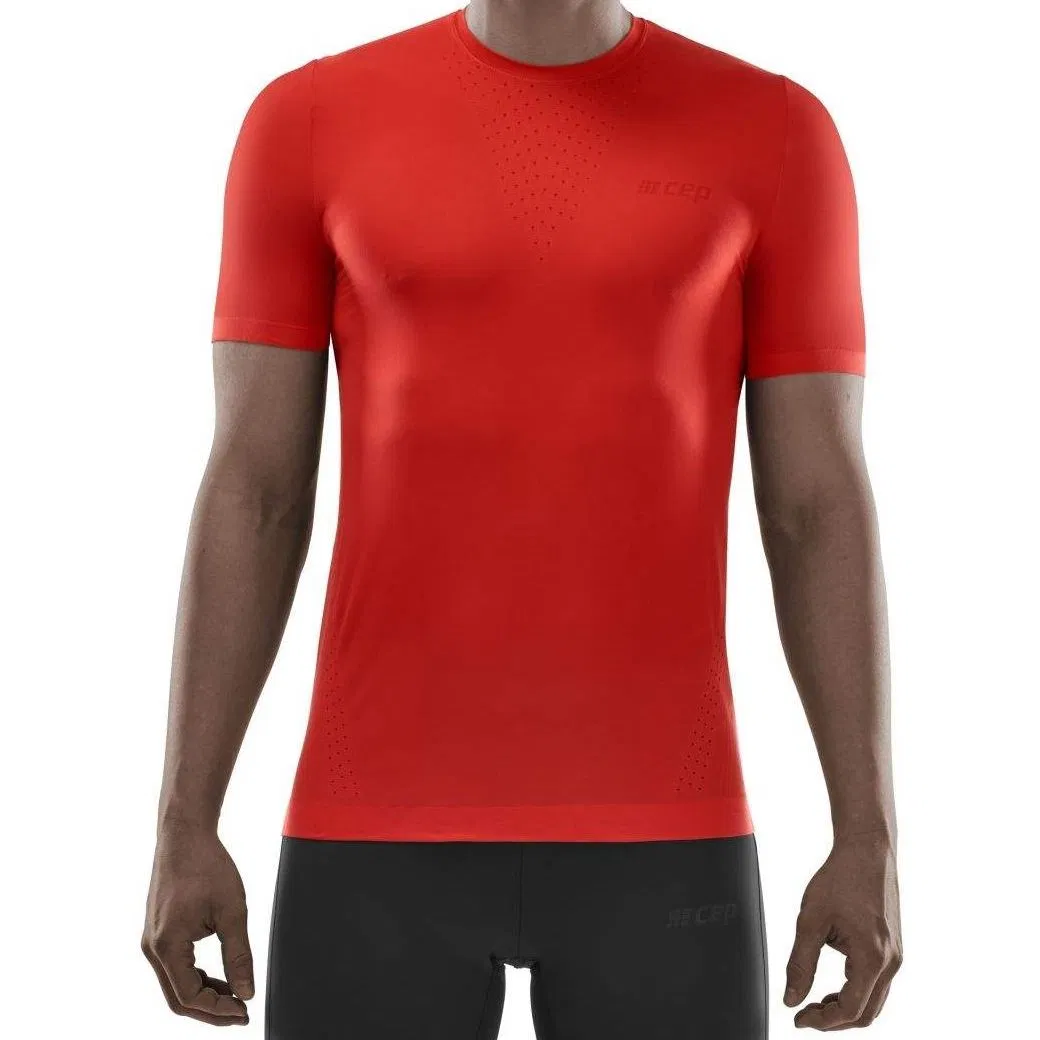 CEP ULTRALIGHT SHORT SLEEVE SHIRT Футболка беговая Красный