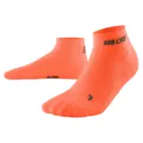 CEP ULTRALIGHT LOW CUT COMPRESSION SOCKS (W) Компрессионные короткие носки для бега ультратонкие женские Коралловый
