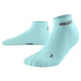 CEP ULTRALIGHT LOW CUT COMPRESSION SOCKS (W) Компрессионные короткие носки для бега ультратонкие женские Голубой