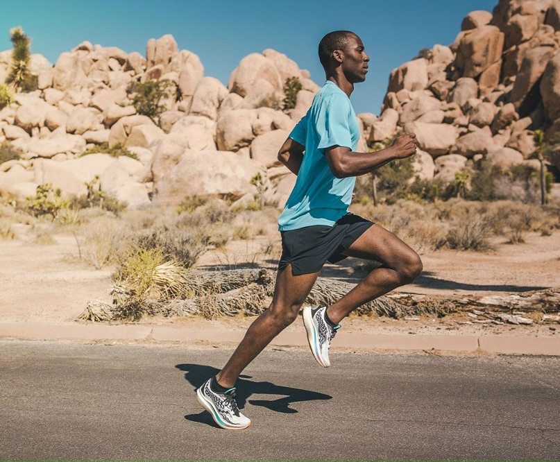 Яркие новинки от «Saucony», изображение №1