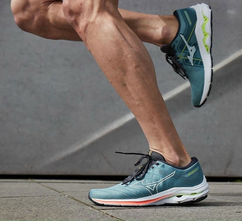 Беговые новинки Mizuno: обзор, изображение №3