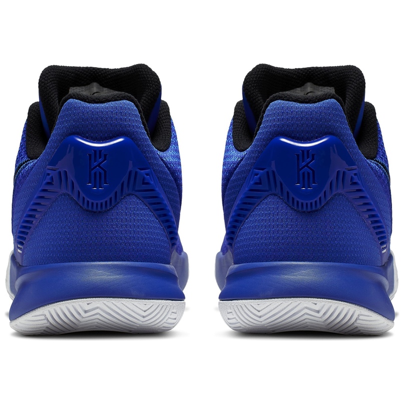 Кроссовки баскетбольные Nike KYRIE FLYTRAP II