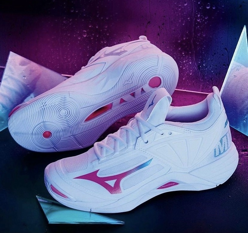 MIZUNO WAVE MOMENTUM