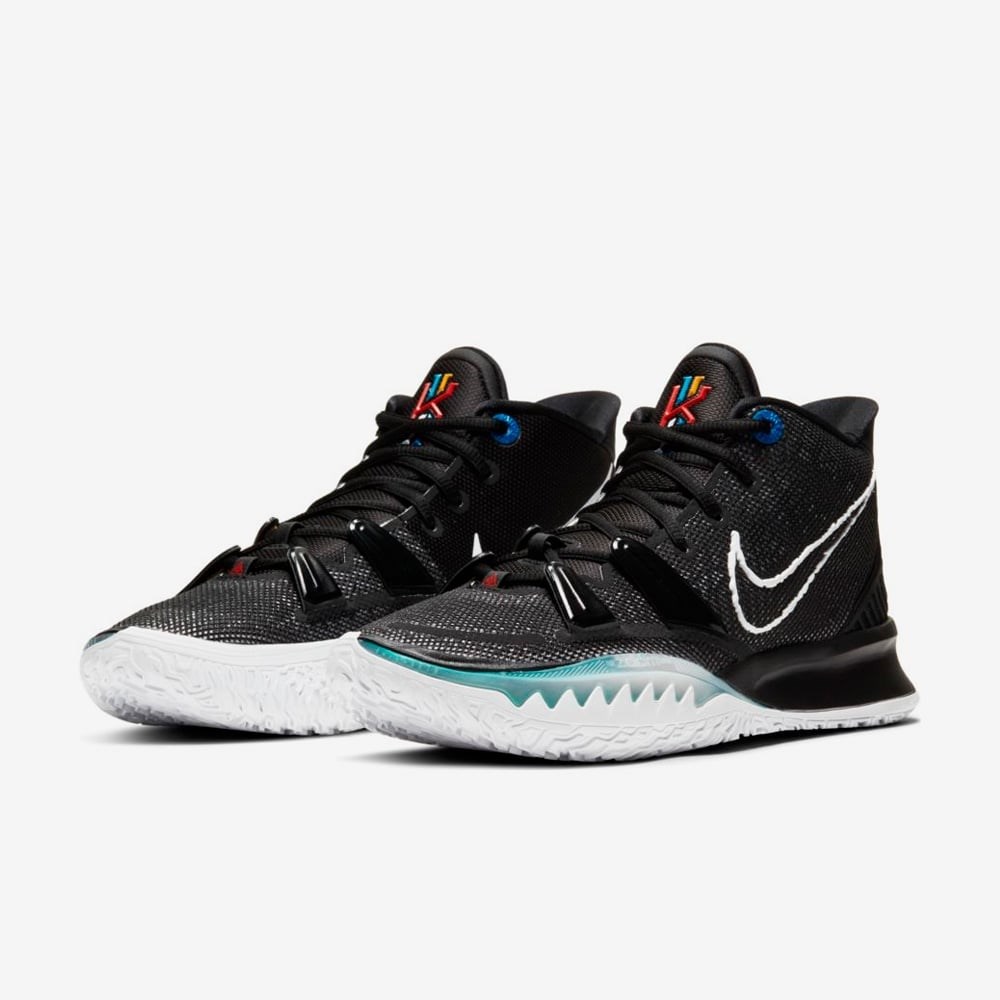 nike kyrie 7 black and white