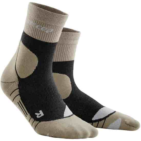 CEP HIKING MERINO MID CUT COMPRESSION SOCKS (W) Компрессионные носки для активного отдыха на природе женские Песочный/Черный - фото 198055
