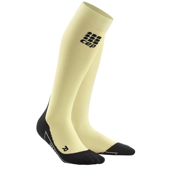 CEP PROGRESSIVE COMPRESSION RUNNING SOCKS PASTEL (W) Компрессионные гольфы женские Желтый/Серый - фото 276815