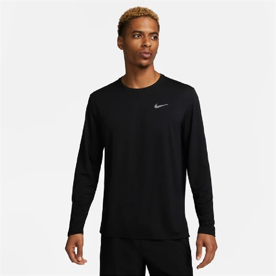 Nike MILER MEN'S DRY-FIT UV LONG-SLEEVE RUNNING TOP Лонгслив Черный - фото 302702