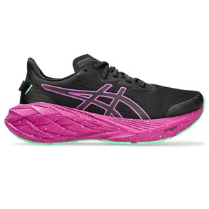 {{photo.Alt || photo.Description || 'Asics NOVABLAST 4 LITE-SHOW (W) Кроссовки беговые женские Черный/Розовый'}}