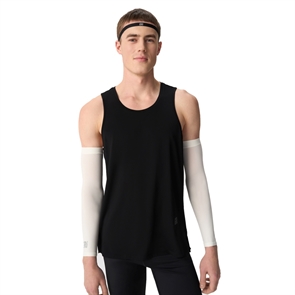 {{photo.Alt || photo.Description || 'Gri SS26-51M-BK ЛЕТО Майка беговая Черный'}}