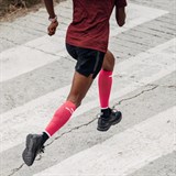 CEP THE RUN COMPRESSION TALL SOCKS 4.0 (W) Компрессионные гольфы женские Розовый/Черный - фото 260113
