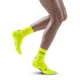 CEP REFLECTIVE MID CUT COMPRESSION SOCKS (W) Компрессионные носки женские Ярко-желтый - фото 262251