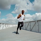 CEP COMPRESSION RUN TIGHTS 4.0 Компрессионные тайтсы для бега Черный - фото 264591