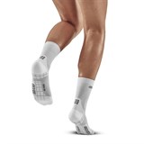 CEP ULTRALIGHT COMPRESSION SHORT SOCKS (W) Компрессионные ультратонкие носки для бега женские Белый/Серый - фото 265366