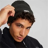 Puma RIBBED CLASSIC CUFF BEANIE Шапка Черный/Белый - фото 266289