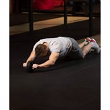 Starfit RL-104 Ролик для пресса с мягким ходом Черный/Красный - фото 270046