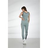 Poivre Blanc FRESH-UP TANK TOP Майка теннисная женский Хаки/Черный - фото 273422 Poivre Blanc FRESH-UP TANK TOP Майка теннисная женский Хаки/Черный - фото 273422