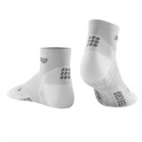 CEP ULTRALIGHT LOW CUT COMPRESSION SOCKS (W) Компрессионные короткие носки для бега ультратонкие женские Белый/Серый - фото 278562