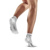 CEP ULTRALIGHT LOW CUT COMPRESSION SOCKS (W) Компрессионные короткие носки для бега ультратонкие женские Белый/Серый - фото 278563