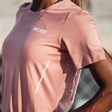CEP RUN SHIRT SHORT SLEEVE (W) Футболка беговая женская Розовый - фото 279999