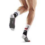 CEP COMPRESSION MID CUT SOCKS LIMITED EDITION Компрессионные носки для бега Белый/Черный - фото 282412