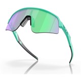 Oakley SUTRO LITE SWEEP MATTE CELESTE Очки солнцезащитные Зеленый матовый/Зеленые линзы - фото 285897