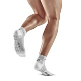 CEP ULTRALIGHT LOW CUT COMPRESSION SOCKS Компрессионные короткие носки для бега ультратонкие Белый/Серый - фото 287650