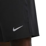 Nike CHALLENGER DRI-FIT 23CM UNLINED VERSATILE SHORTS Шорты беговые Черный - фото 291168
