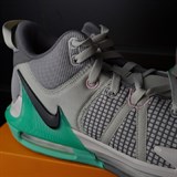 Nike LEBRON WITNESS VII "DELORIAN" Кроссовки баскетбольные Серый/Голубой - фото 291549