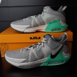 Nike LEBRON WITNESS VII "DELORIAN" Кроссовки баскетбольные Серый/Голубой - фото 291551
