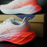 Asics NOVABLAST 4 Кроссовки беговые Белый/Красный - фото 294741