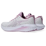 Asics GEL-EXCITE 10 (W) Кроссовки беговые женские Белый/Розовый - фото 300037