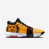 Nike LEBRON WITNESS VIII Кроссовки баскетбольные Желтый/Черный - фото 301959 Nike LEBRON WITNESS VIII Кроссовки баскетбольные Желтый/Черный - фото 301959