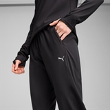Puma RUN VEL TAPERED PANT (W) Брюки беговые женские Черный - фото 302365 Puma RUN VEL TAPERED PANT (W) Брюки беговые женские Черный - фото 302365