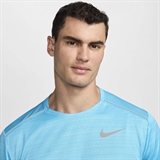Nike MILER SHORT-SLEAVE RUNNING TOP Футболка беговая Голубой - фото 302733