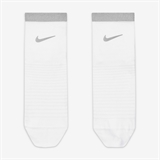 Nike SPARK LIGHTWEIGHT RUNNING ANKLE SOCKS Носки беговые Белый/Серый - фото 303829 Nike SPARK LIGHTWEIGHT RUNNING ANKLE SOCKS Носки беговые Белый/Серый - фото 303829