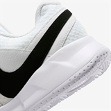 Nike COURT VAPOR LITE 4 Кроссовки теннисные Белый/Черный - фото 306143 Nike COURT VAPOR LITE 4 Кроссовки теннисные Белый/Черный - фото 306143