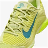 Nike VAPOR 12 PREMIUM (W) Кроссовки теннисные женские Зеленый - фото 306181 Nike VAPOR 12 PREMIUM (W) Кроссовки теннисные женские Зеленый - фото 306181