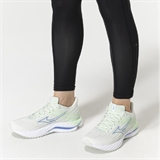 Mizuno WAVE INSPIRE 21 (W) Кроссовки беговые женские Белый/Зеленый - фото 306896