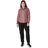 Asics CORE JACKET (W) Куртка беговая ветрозащитная женская Темно-розовый - фото 315609 Asics CORE JACKET (W) Куртка беговая ветрозащитная женская Темно-розовый - фото 315609