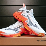 Mizuno WAVE LIGHTNING NEO 3 Кроссовки волейбольные Белый/Оранжевый - фото 320464