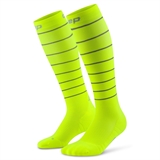 CEP PRO RUN REFLECTIVE TALL COMPRESSION SOCKS (W) Компрессионные гольфы женские Салатовый - фото 321049