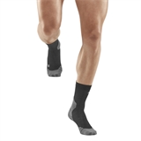 CEP HIKING LIGHT MERINO MID CUT COMPRESSION SOCKS Компрессионные тонкие высокие носки с шерстью мериноса Черный/Серый - фото 321564