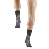 CEP HIKING LIGHT MERINO MID CUT COMPRESSION SOCKS Компрессионные тонкие высокие носки с шерстью мериноса Черный/Серый - фото 321565