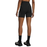 Under Armour BCL 6IN FITTED SHORT (W) Шорты беговые женские Черный - фото 332809