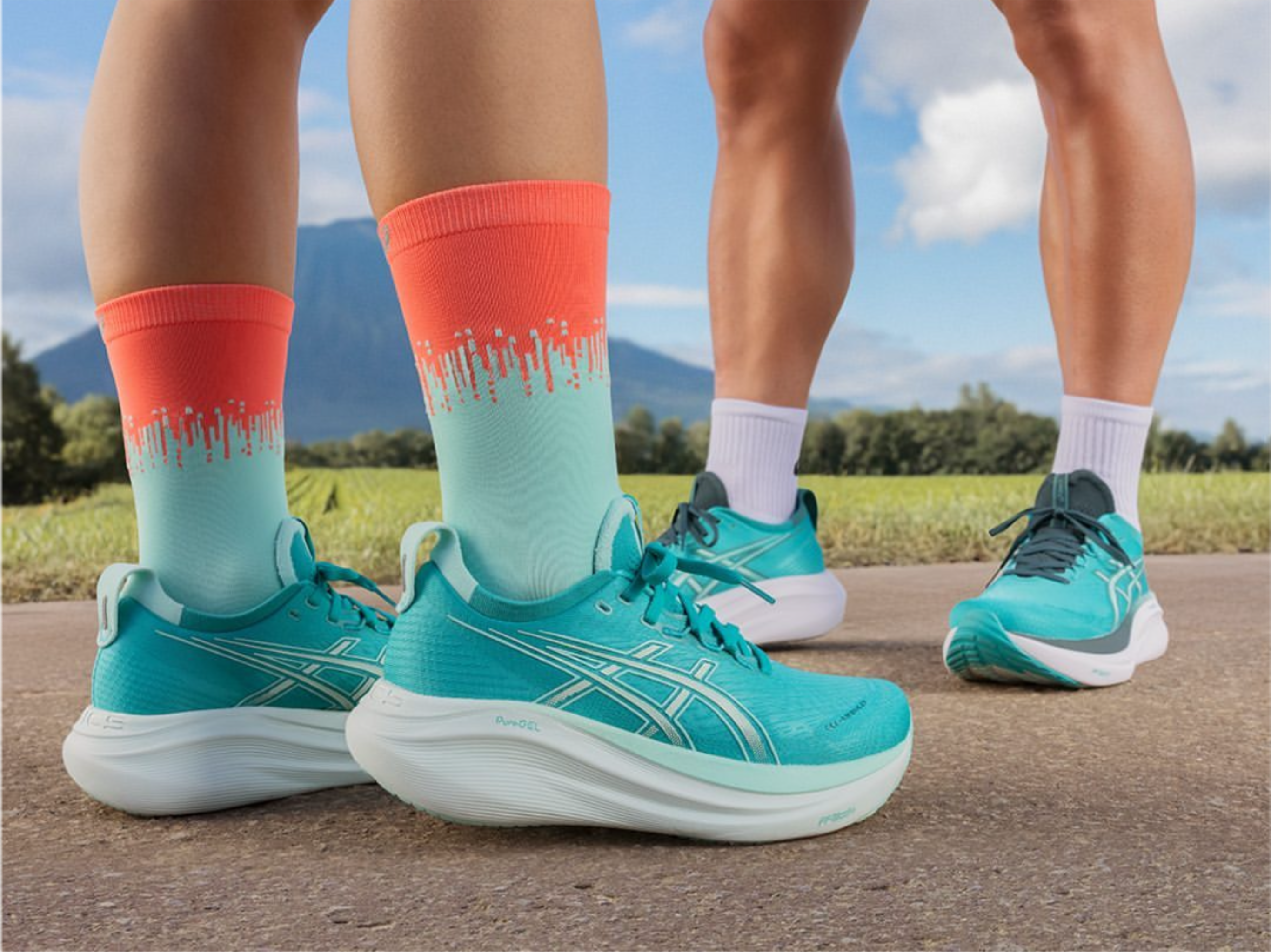 топ беговых кроссовок asics